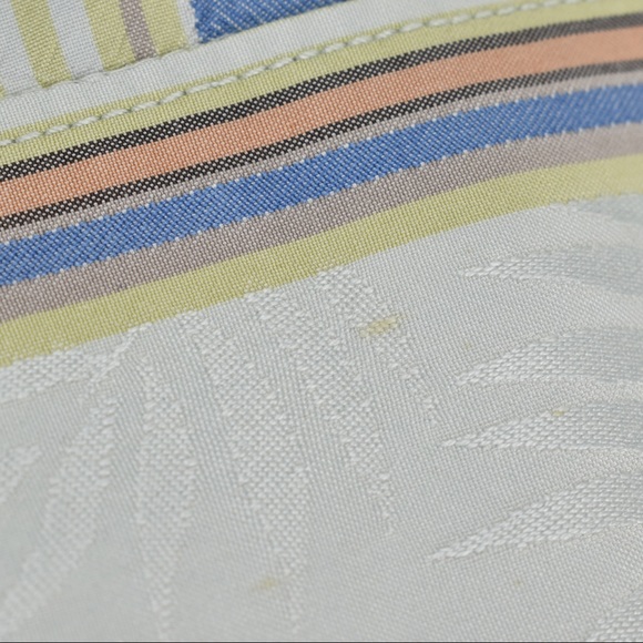 Luxurious Tommy Bahama Silk Casual Dress Shirt - Picture 10 of 12